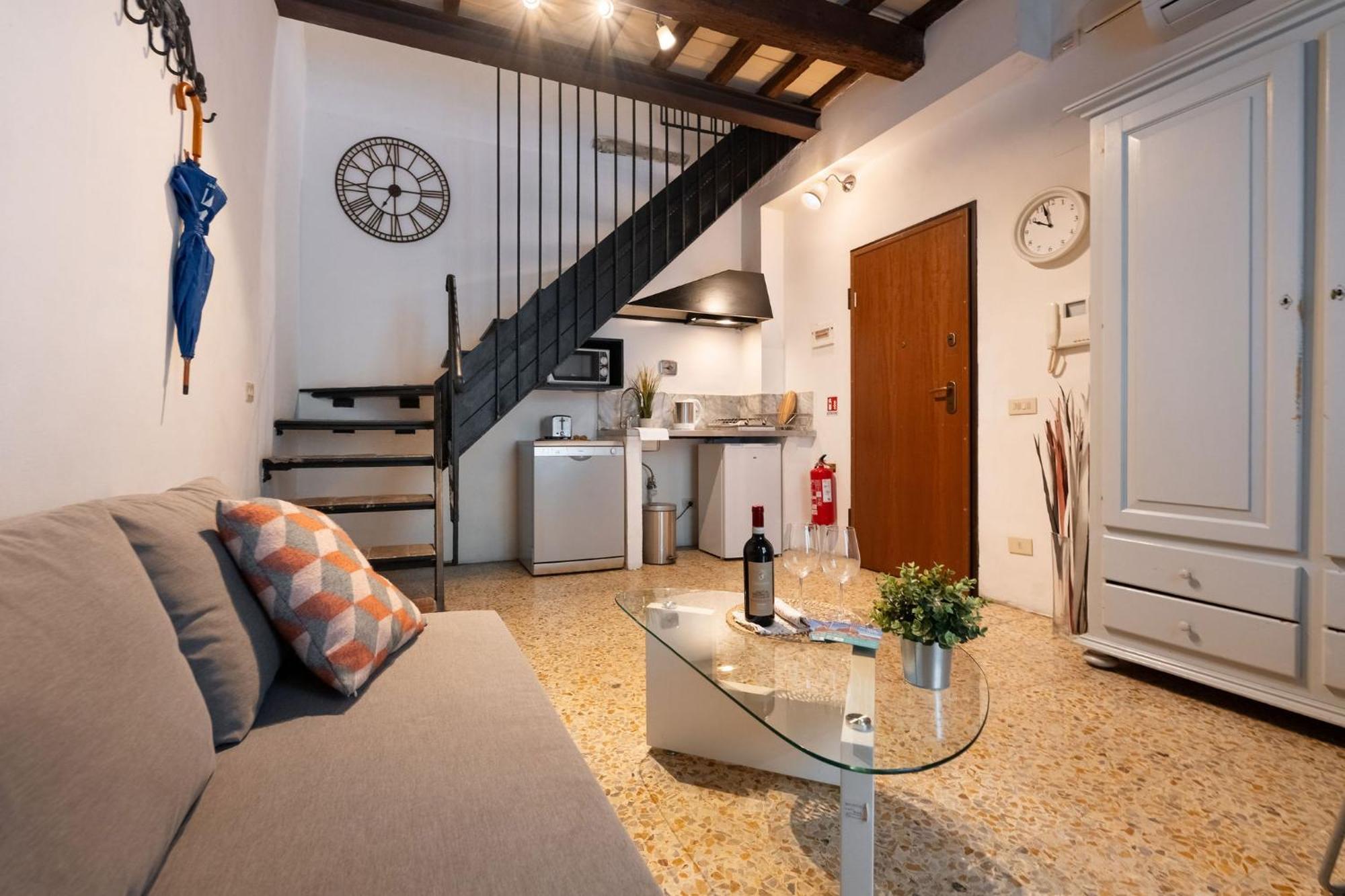 F1 - Santa Croce One Bedroom Apartment For Couples Firenze Eksteriør billede